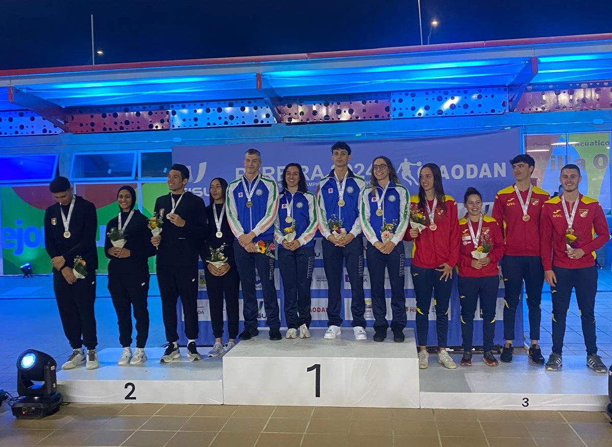 Oier Irisarri se alza con el oro en el Mundial Universitario de Nataci&oacute;n con Aletas